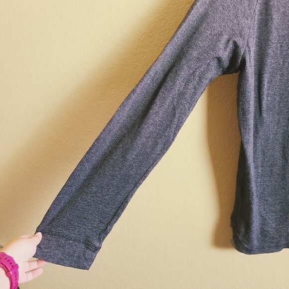 Ezekiel Henley Shirt    - Picture 3 of 7